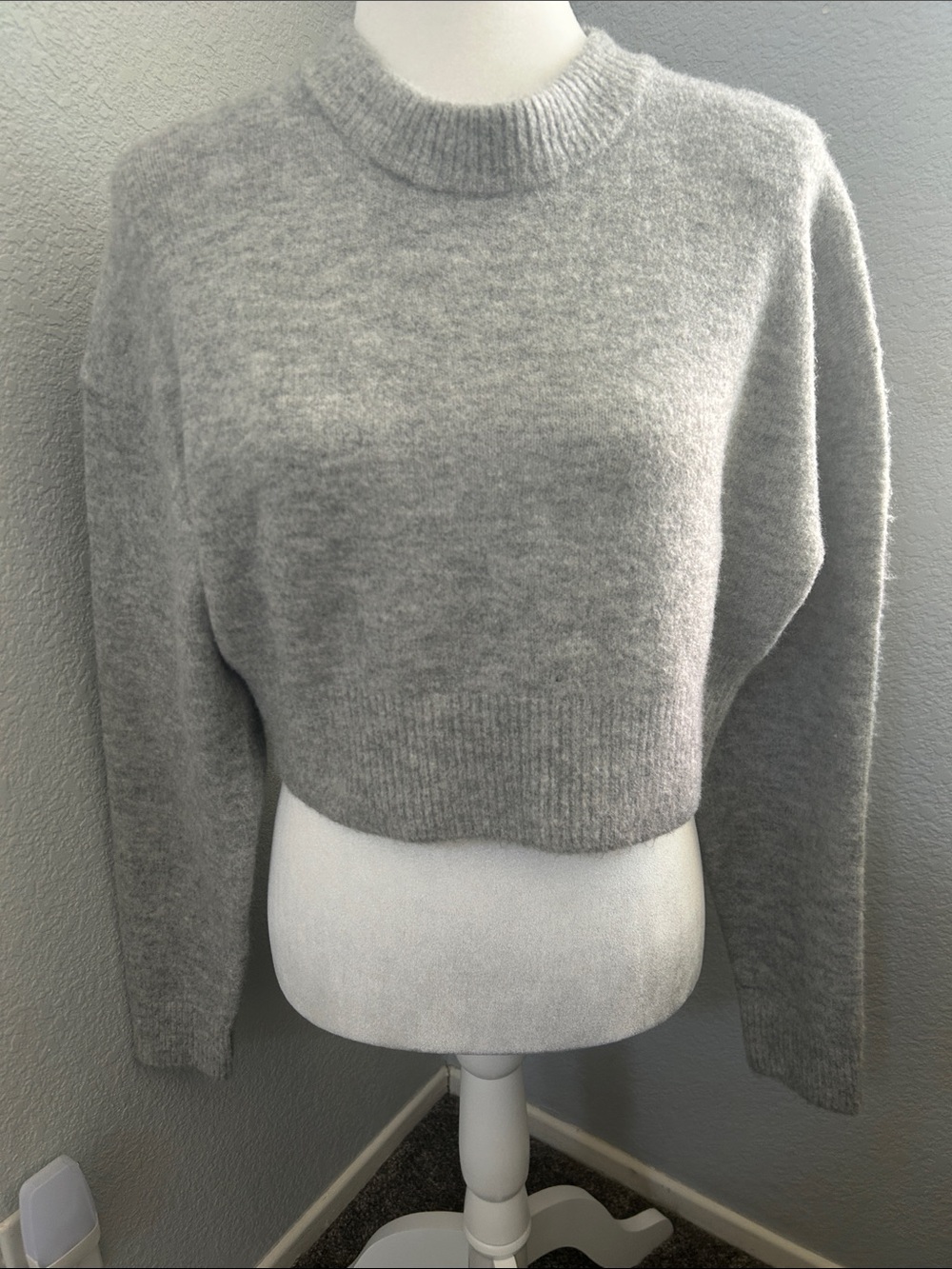 Zara Light Grey Cropped Crewneck Sweater